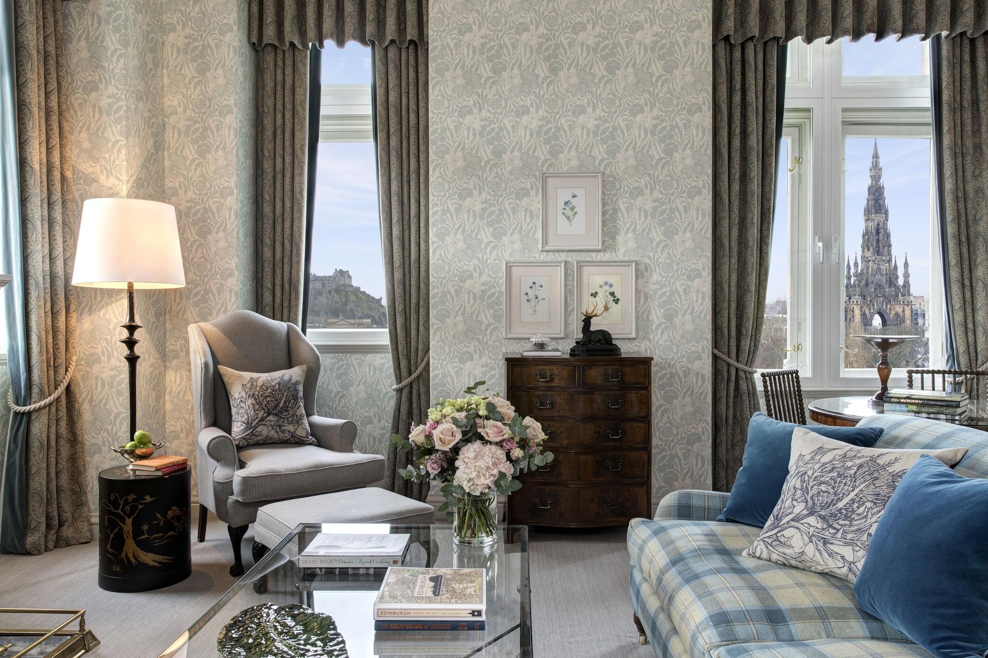 The Balmoral Hotel Edimburgo Esterno foto Interior of a suite at the Waldorf Astoria Edinburgh - The West End